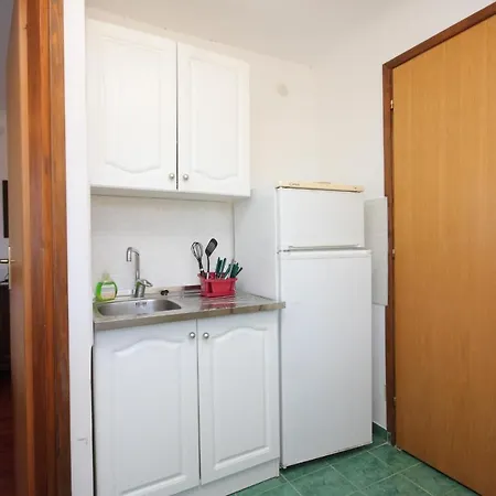 With Wifi Beli, Cres - 8094 بيلي